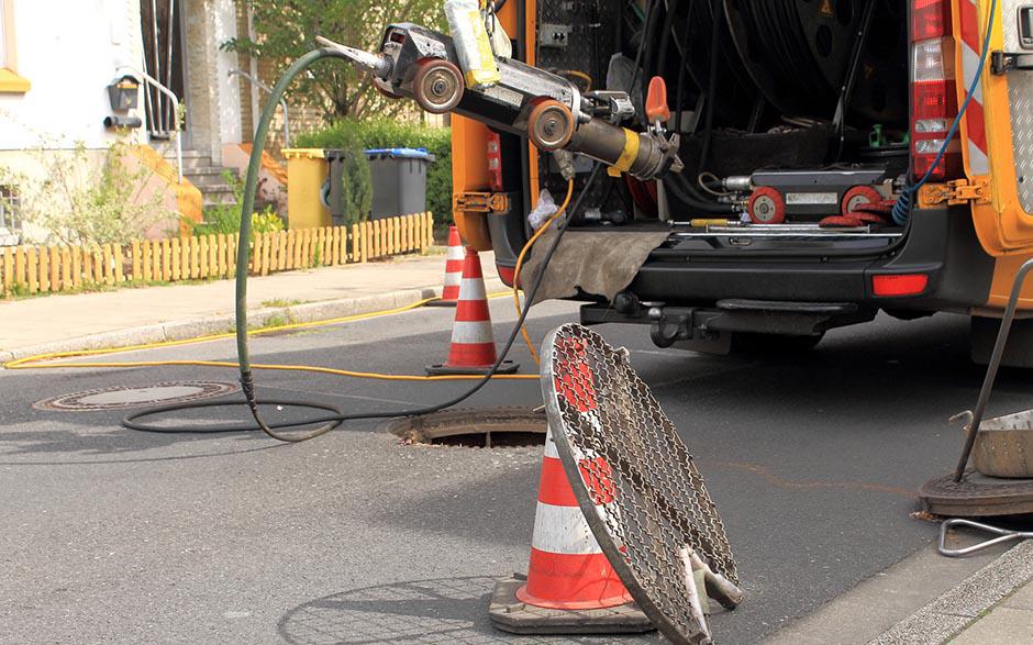 tarif plombier débouchage canalisation Mériel